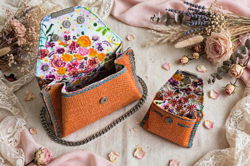 Pochette en Raphia fait main
